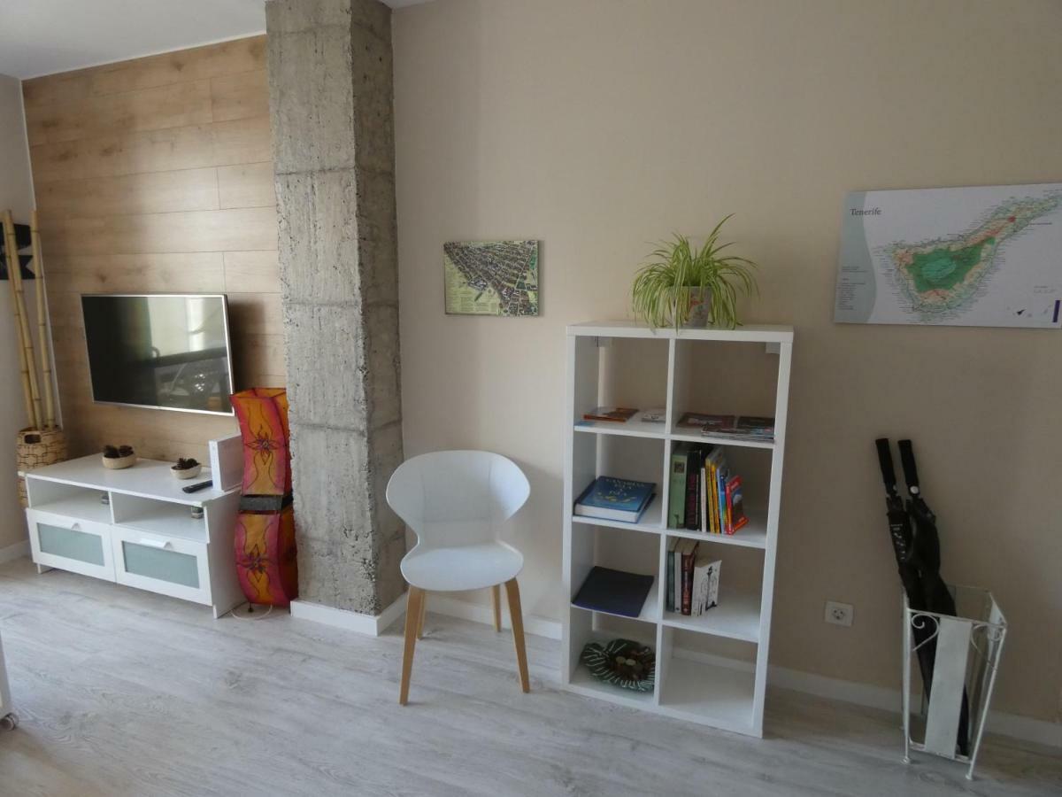 La Laguna, Museo Y Parking La Laguna  Ngoại thất bức ảnh