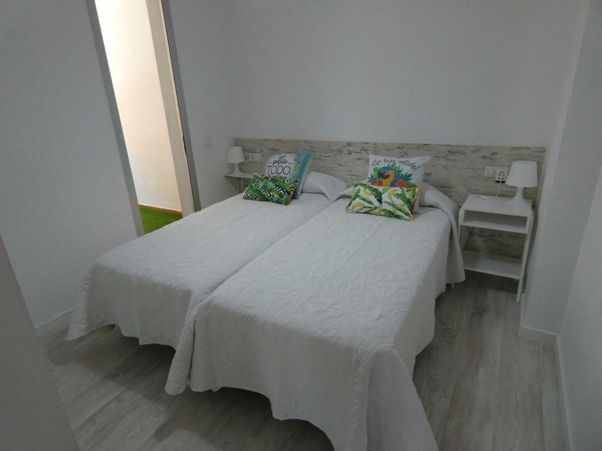La Laguna, Museo Y Parking La Laguna  Ngoại thất bức ảnh